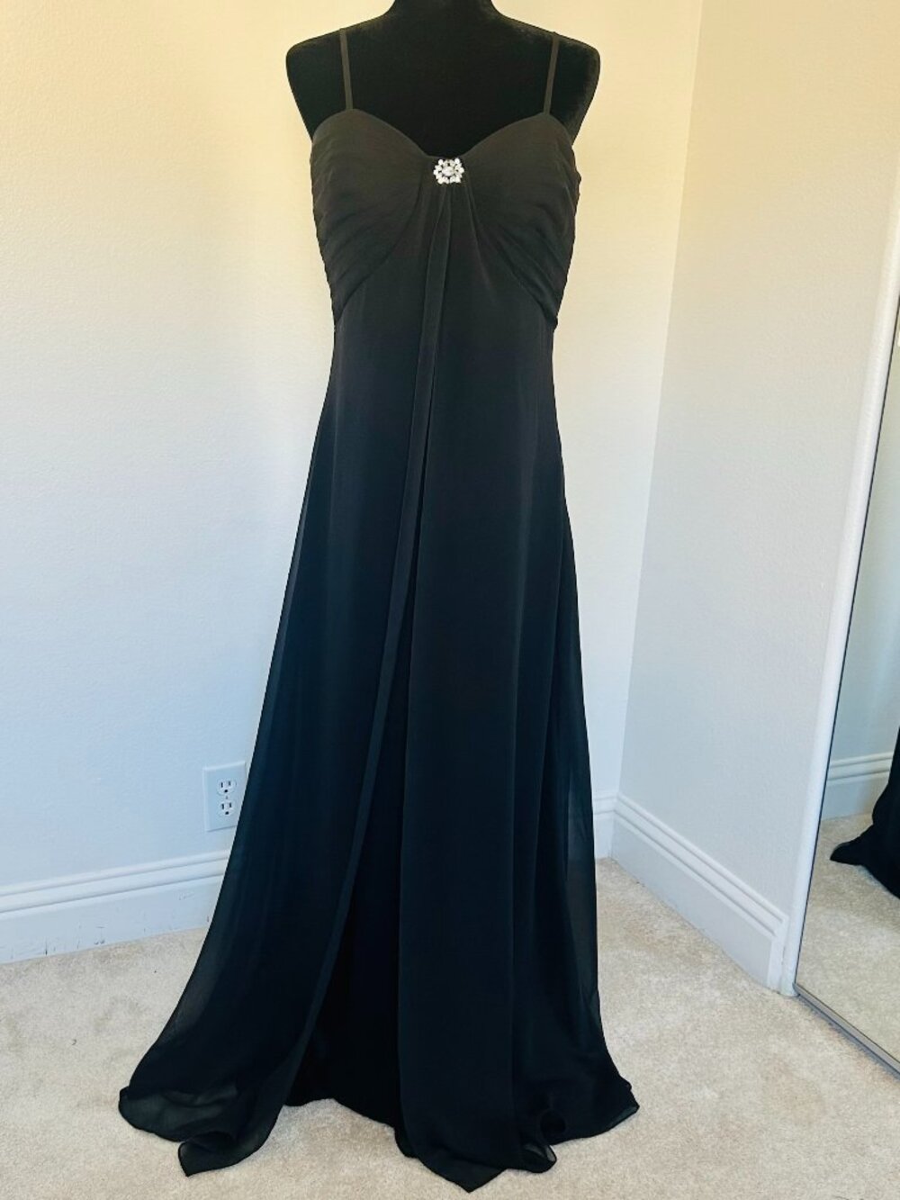 Pretty Maids Rhinestone Brooch Chiffon Bridesmaid Dress Gown 12